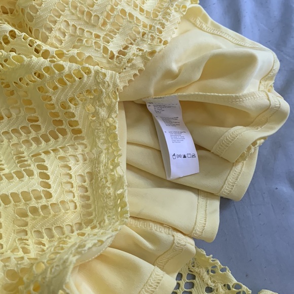 Yellow past knee Length Dress - Picture 4 of 4